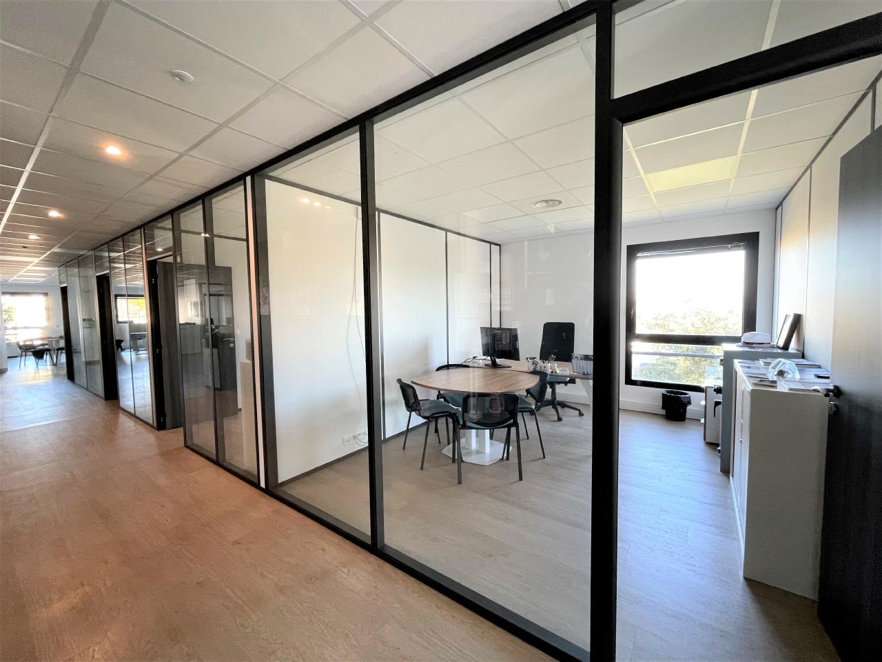 Bureau Aix-en-Provence 2000m² Location bureau Aix-en-Provence Bouches-du-Rhône OLBUR2419797 5
